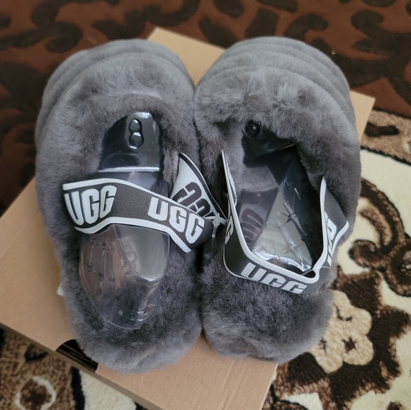 UGG Fluff Yeah Slide Charcoal - Picture 4 of 5